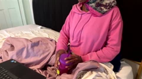 Shelia Averette online show from November 2025 10:44:02 PM