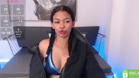Shenna online show from January 2025 01:21:01 PM