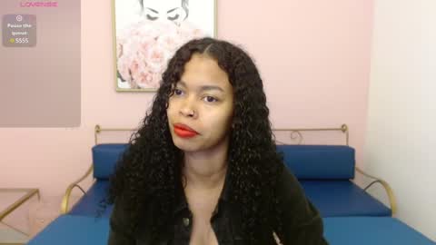 Shenna online show from February 2025 01:10:01 PM