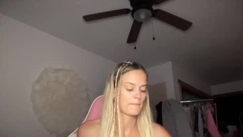 Jem online show from September 2025 02:02:01 AM