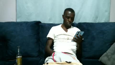 Snapshot of shikwekwe chatting on February 2025 10:54:01 PM Collorewamadeals online show from February 2025 10:54:01 PM