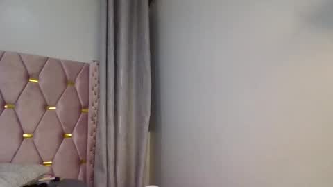 Shilla online show from November 2025 07:01:02 PM