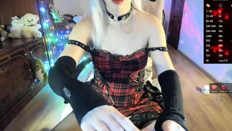 Marta Violet online show from December 2024 08:11:01 PM