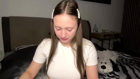 Shirley online show from September 2025 08:24:02 PM