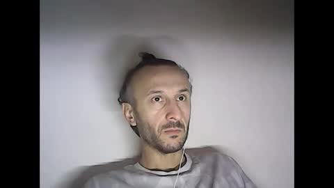 shooter_coool online show from February 2025 01:40:01 PM