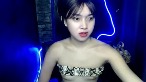 Snapshot of shopa_xiana chatting on October 2025 11:35:02 PM shopa_xiana online show from October 2025 11:35:02 PM