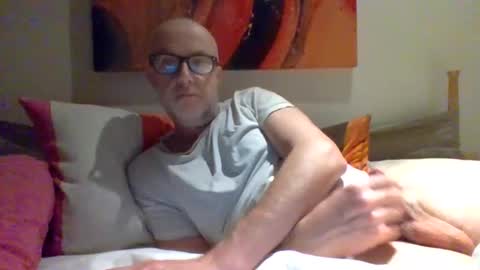 Snapshot of shosting chatting on December 2024 09:17:01 PM JJ online show from December 2024 09:17:01 PM