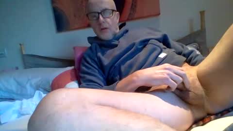 Snapshot of shosting chatting on January 2025 03:52:02 PM JJ online show from January 2025 03:52:02 PM