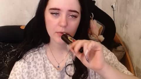 Snapshot of show_for_you chatting on October 2025 08:23:02 AM show_for_you online show from October 2025 08:23:02 AM