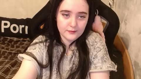 Snapshot of show_for_you chatting on October 2025 01:00:01 PM show_for_you online show from October 2025 01:00:01 PM