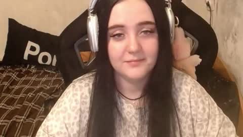 Snapshot of show_for_you chatting on November 2025 05:03:02 PM show_for_you online show from November 2025 05:03:02 PM