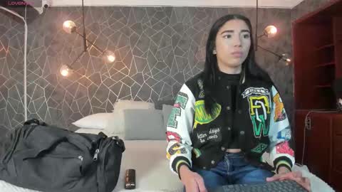 Snapshot of shumy_angels chatting on October 2025 04:55:02 AM ZUMY ANGELS online show from October 2025 04:55:02 AM