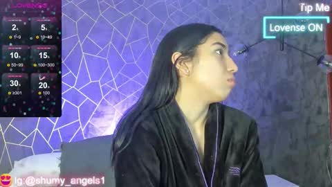 Snapshot of shumy_angels chatting on October 2025 06:08:01 PM ZUMY ANGELS online show from October 2025 06:08:01 PM