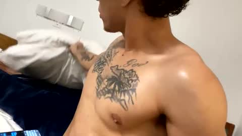 shurthingxx online show from January 2025 10:49:01 AM