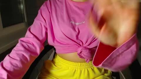 shy_26 online show from September 2025 06:11:02 PM