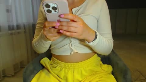 shy_26 online show from October 2025 09:20:01 AM