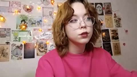 Milena online show from October 2025 02:19:01 PM