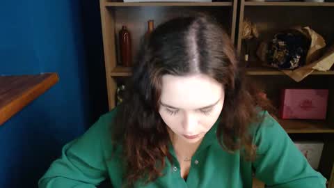 Snapshot of shy_lil chatting on October 2025 01:23:01 PM shy_lil online show from October 2025 01:23:01 PM