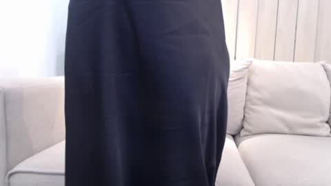 Snapshot of shy_schoolgirl_ chatting on January 2025 03:54:02 PM shy_schoolgirl_ online show from January 2025 03:54:02 PM