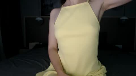 Snapshot of shy_schoolgirl_ chatting on September 2025 09:03:02 PM shy_schoolgirl_ online show from September 2025 09:03:02 PM