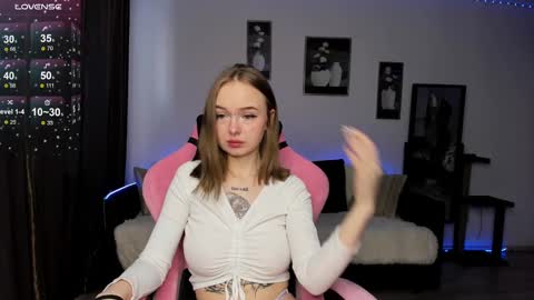 Snapshot of shy_suchka chatting on January 2025 08:41:01 AM Melissa online show from January 2025 08:41:01 AM