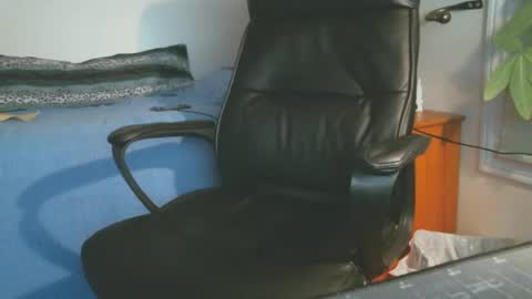 shyboyhugecum2020 online show from October 2025 01:14:02 AM