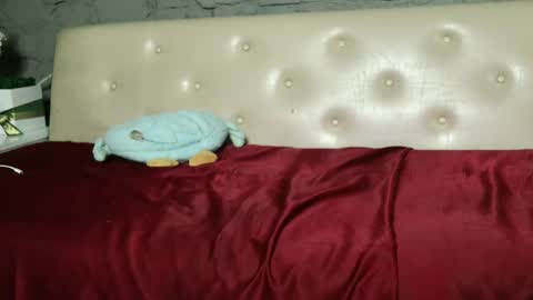 shygurl18hot online show from March 2025 02:12:01 PM