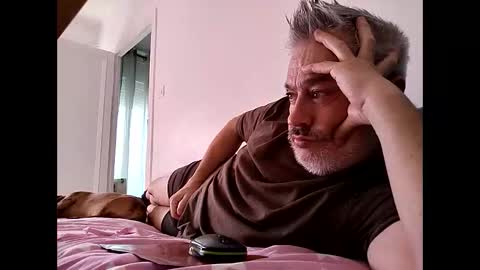 Snapshot of sibemolx chatting on October 2025 02:45:02 PM sibemolx online show from October 2025 02:45:02 PM