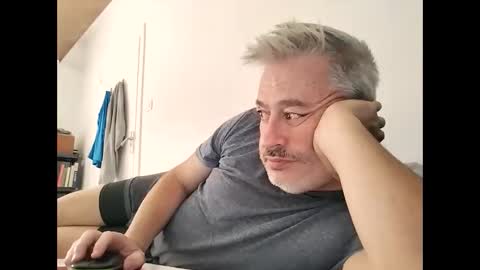 Snapshot of sibemolx chatting on October 2025 02:03:02 PM sibemolx online show from October 2025 02:03:02 PM