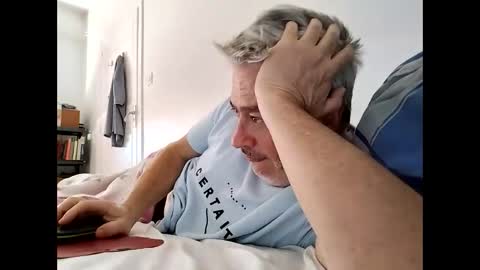 Snapshot of sibemolx chatting on October 2025 01:45:02 PM sibemolx online show from October 2025 01:45:02 PM