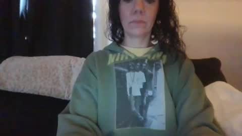 Snapshot of sidneyraee chatting on October 2025 06:35:02 PM Mrs. St. Patrickk online show from October 2025 06:35:02 PM