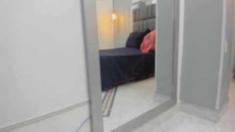 Keira online show from October 2025 10:47:02 AM