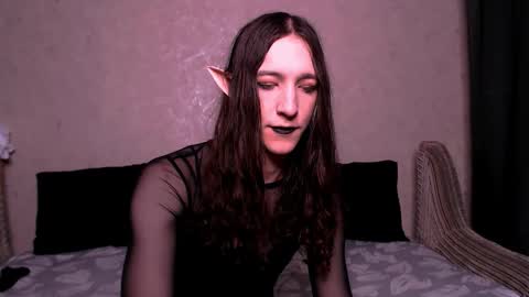 Snapshot of silvermuse chatting on October 2025 08:11:02 PM silvermuse online show from October 2025 08:11:02 PM