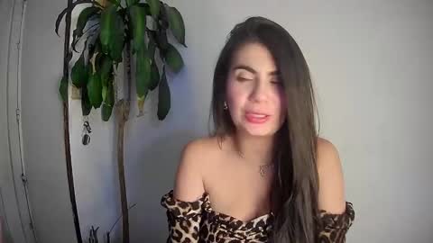 Silvie online show from January 2025 12:14:02 AM