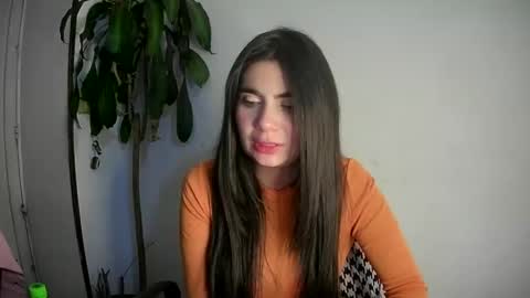 Silvie online show from January 2025 03:23:01 AM