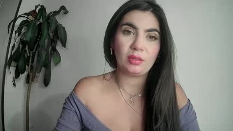 Silvie online show from January 2025 02:11:01 AM