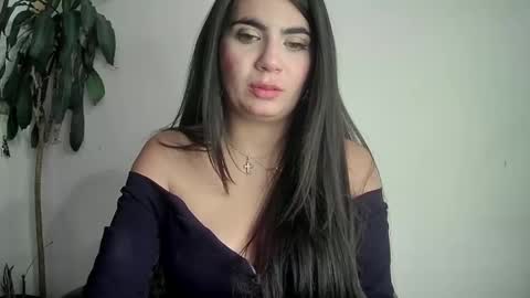 Silvie online show from January 2025 02:16:02 AM