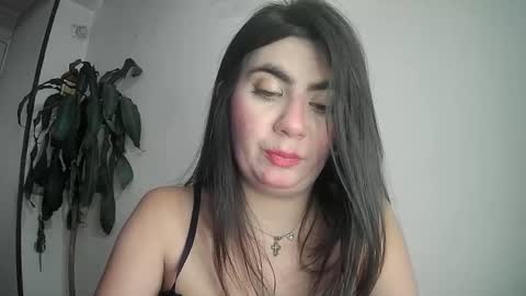 Silvie online show from February 2025 12:11:01 AM