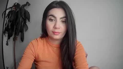 Silvie online show from February 2025 11:48:01 PM