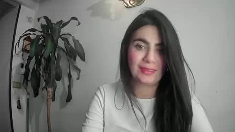 Silvie online show from February 2025 01:09:02 AM
