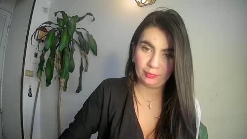 Silvie online show from March 2025 10:42:01 PM