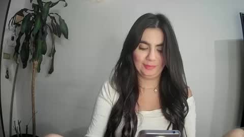 Silvie online show from March 2025 02:30:02 AM