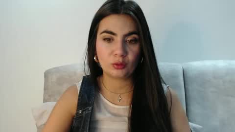 Silvie online show from September 2025 12:22:02 AM