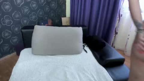 Silvya online show from September 2025 08:27:02 AM