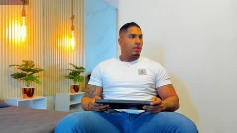 simeone_panda online show from December 2024 11:43:02 AM