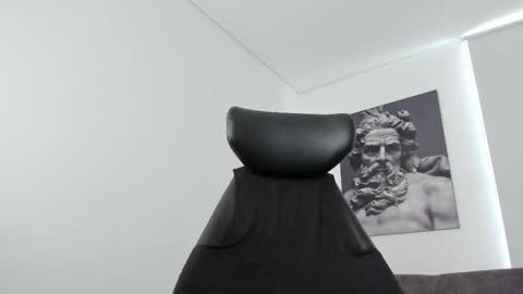 Snapshot of simon_leon01 chatting on October 2025 01:07:01 PM simon_leon01 online show from October 2025 01:07:01 PM