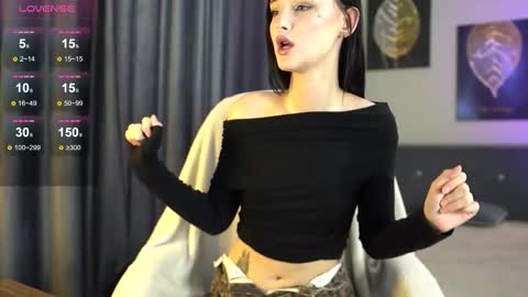 Simona online show from September 2025 02:10:01 PM