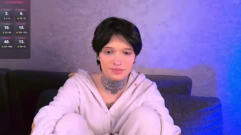 Simona online show from February 2025 01:39:02 PM