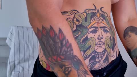 Snapshot of simone_4201 chatting on October 2025 07:14:01 PM Sim. online show from October 2025 07:14:01 PM