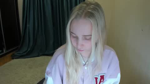 nika online show from February 2025 11:01:02 PM